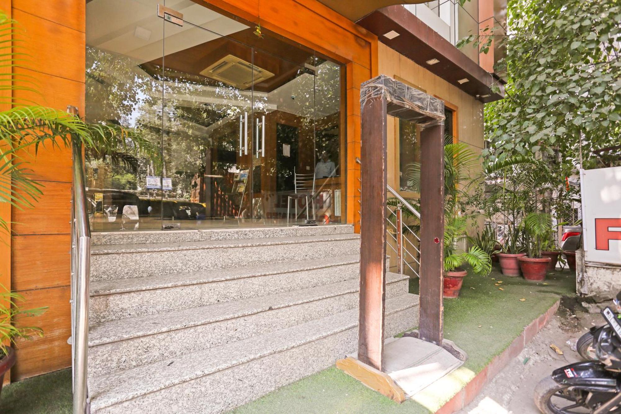 Hotel Silky Palace Near Igi Airportt New Delhi Buitenkant foto