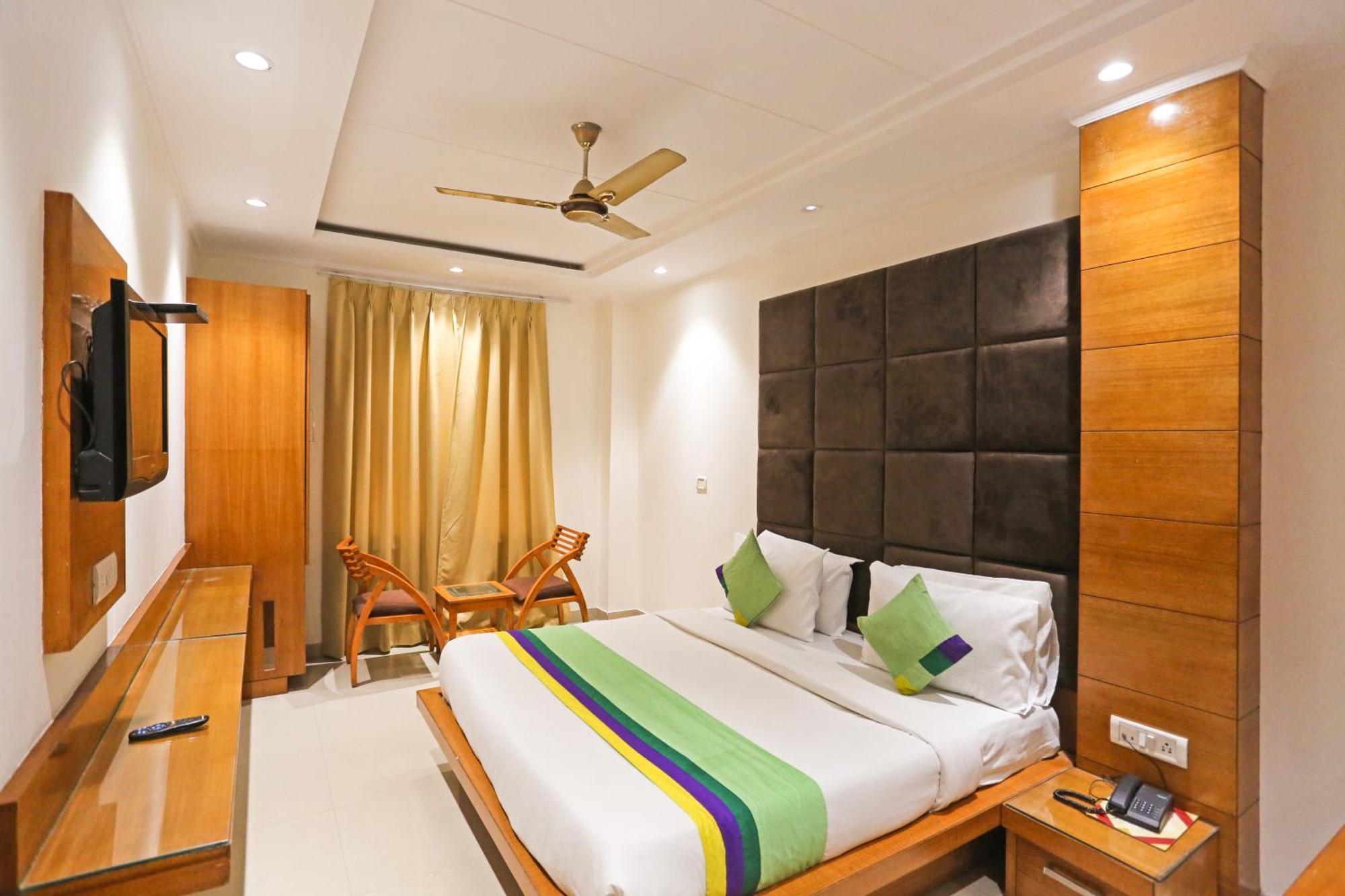 Hotel Silky Palace Near Igi Airportt New Delhi Buitenkant foto