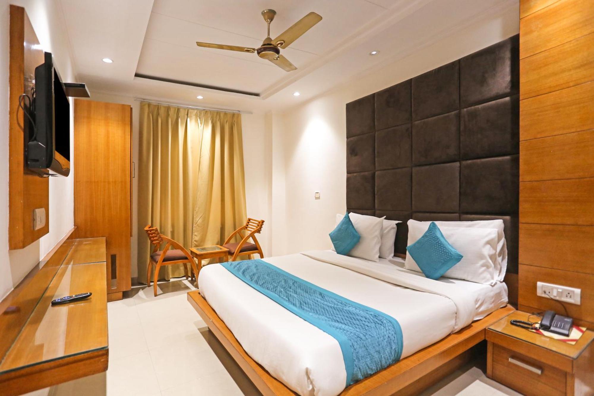 Hotel Silky Palace Near Igi Airportt New Delhi Buitenkant foto