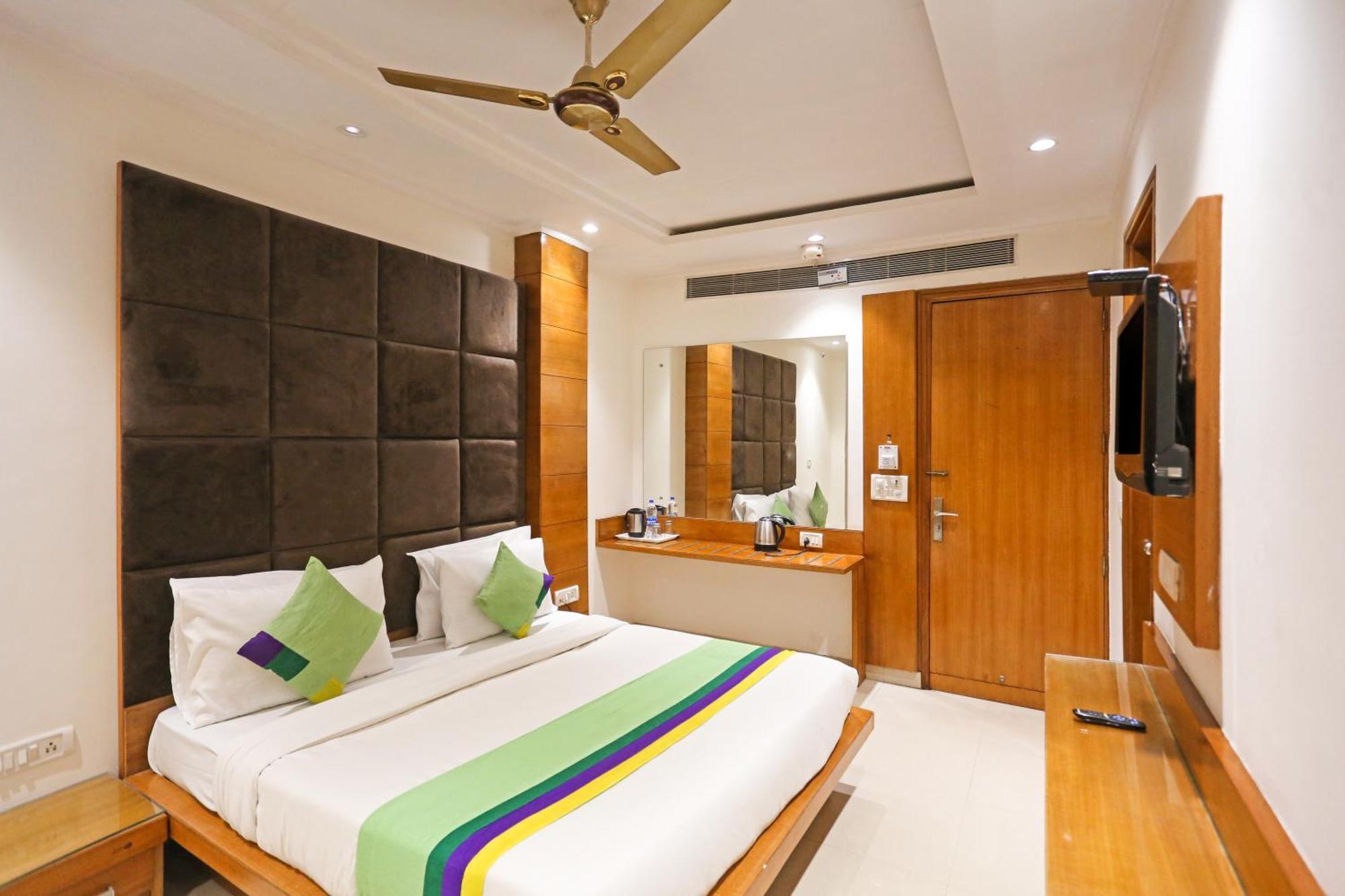 Hotel Silky Palace Near Igi Airportt New Delhi Buitenkant foto