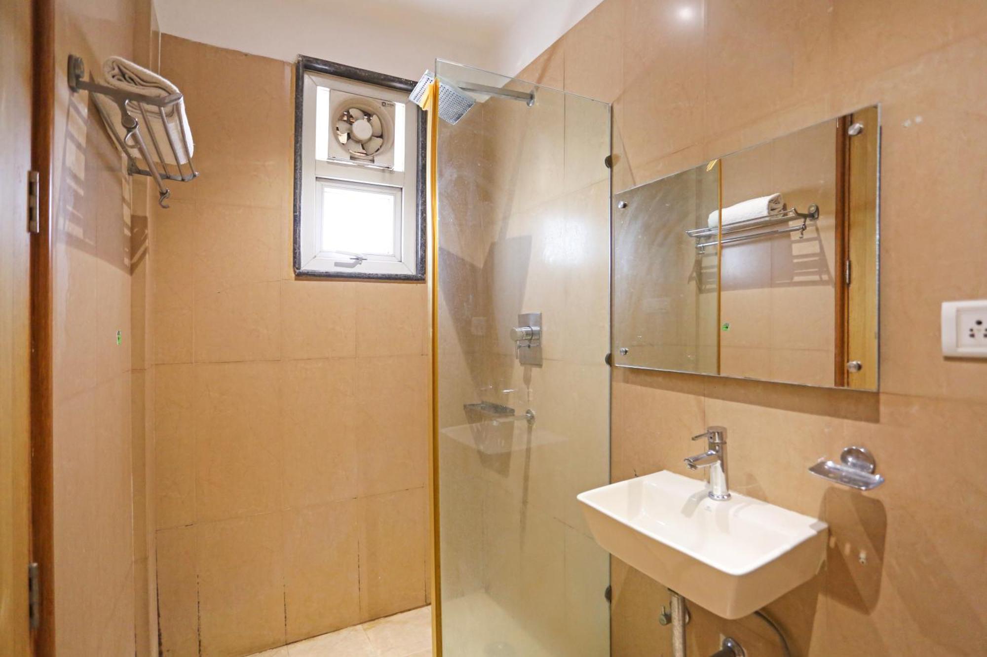 Hotel Silky Palace Near Igi Airportt New Delhi Buitenkant foto