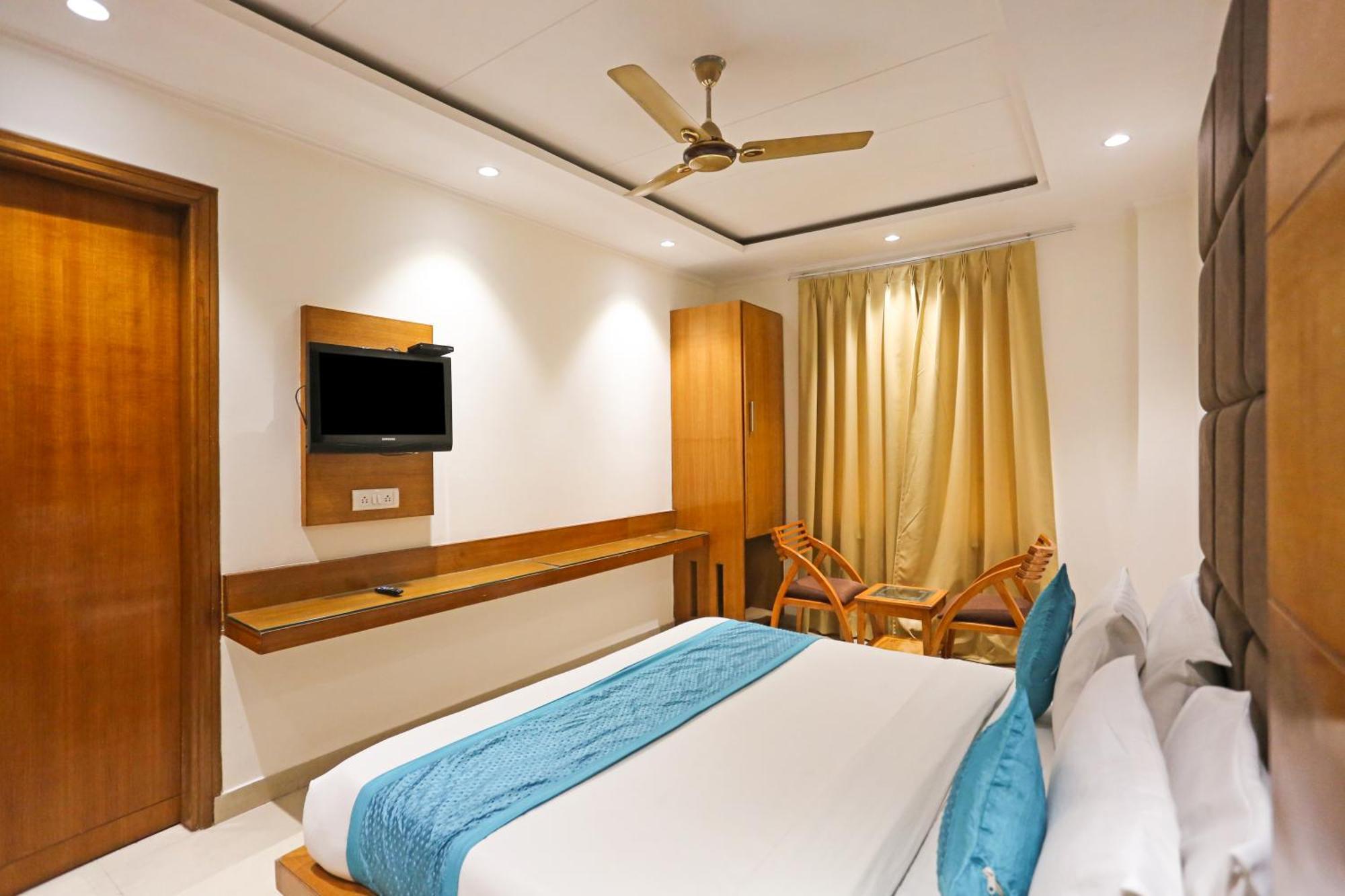 Hotel Silky Palace Near Igi Airportt New Delhi Buitenkant foto