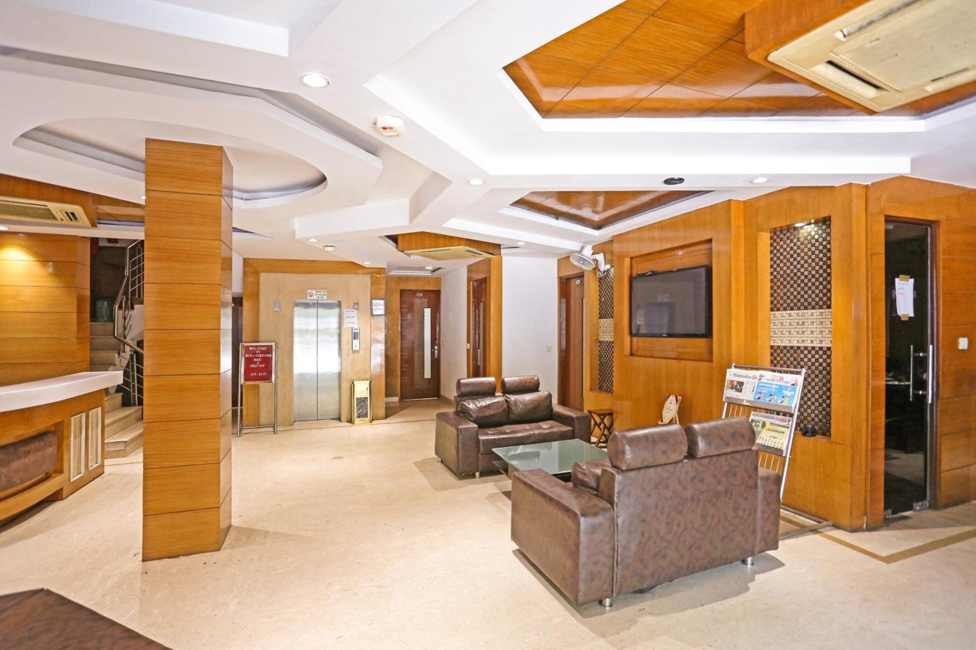 Hotel Silky Palace Near Igi Airportt New Delhi Buitenkant foto