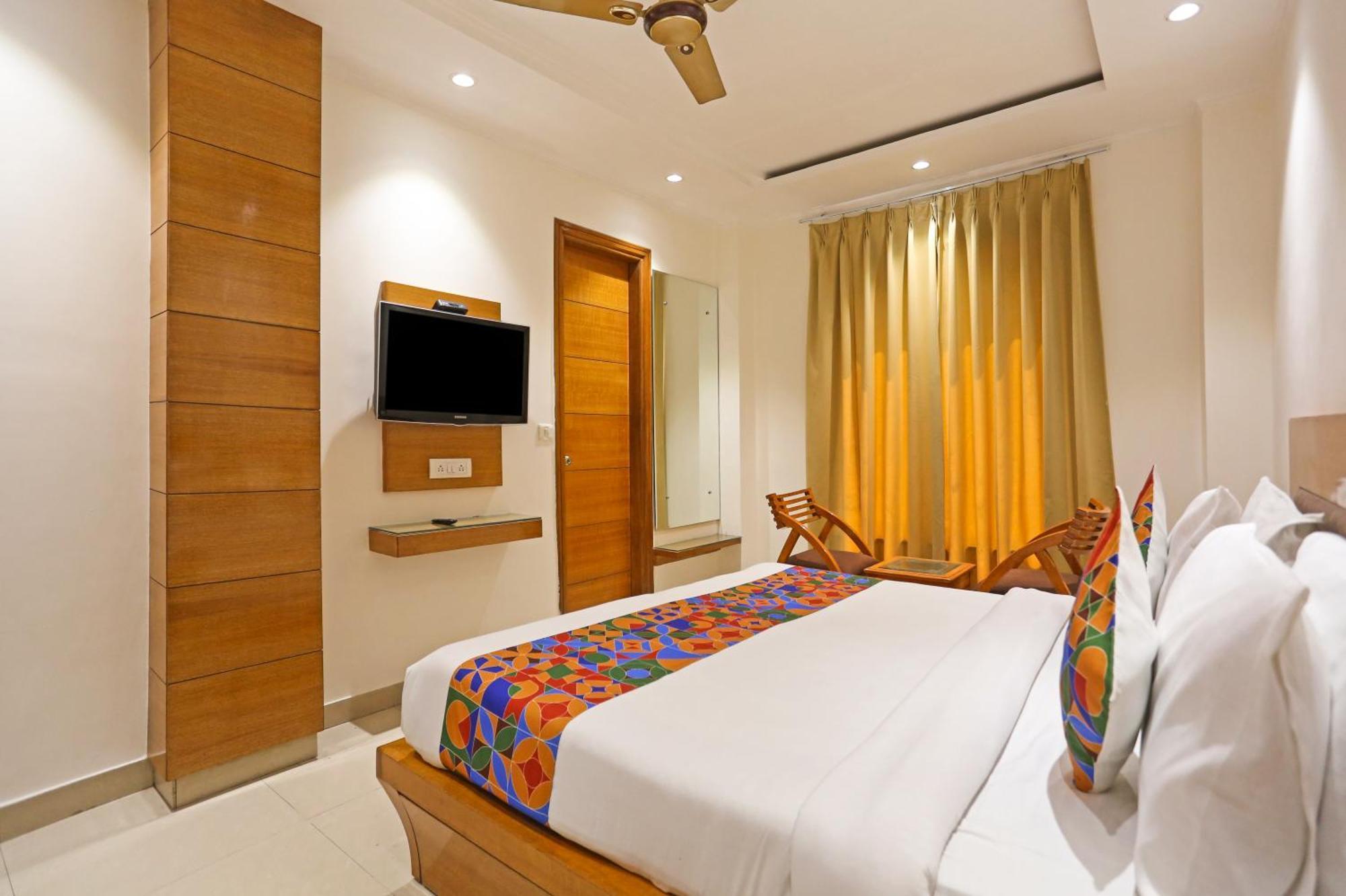 Hotel Silky Palace Near Igi Airportt New Delhi Buitenkant foto