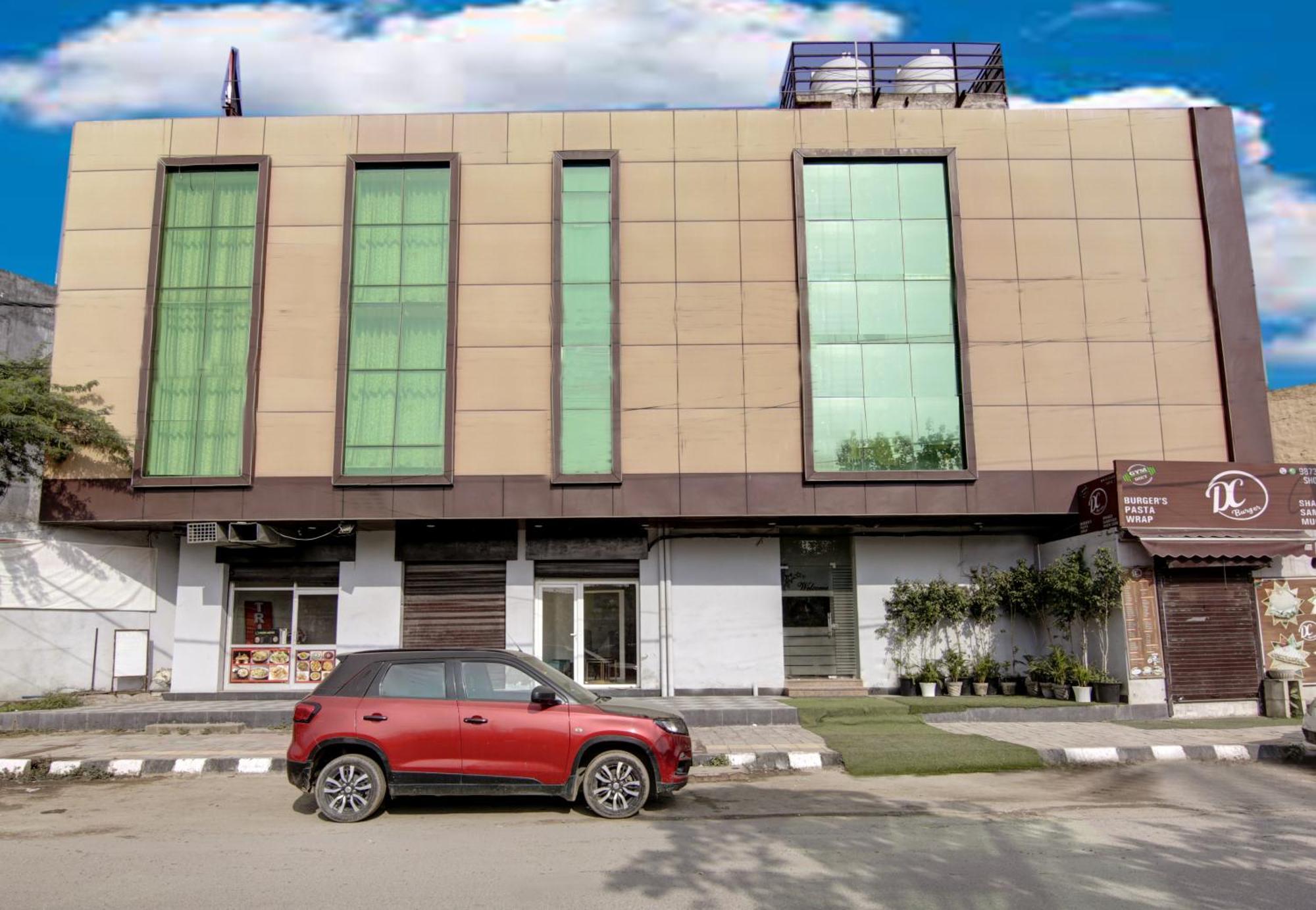 Hotel Silky Palace Near Igi Airportt New Delhi Buitenkant foto